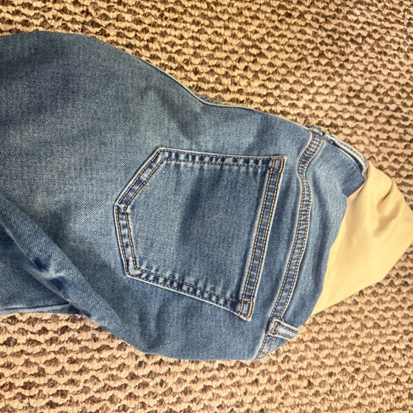 Maternity leggings EUC - Picture 3 of 3